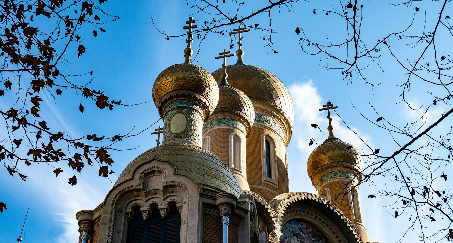 A large building with two towers on top of it